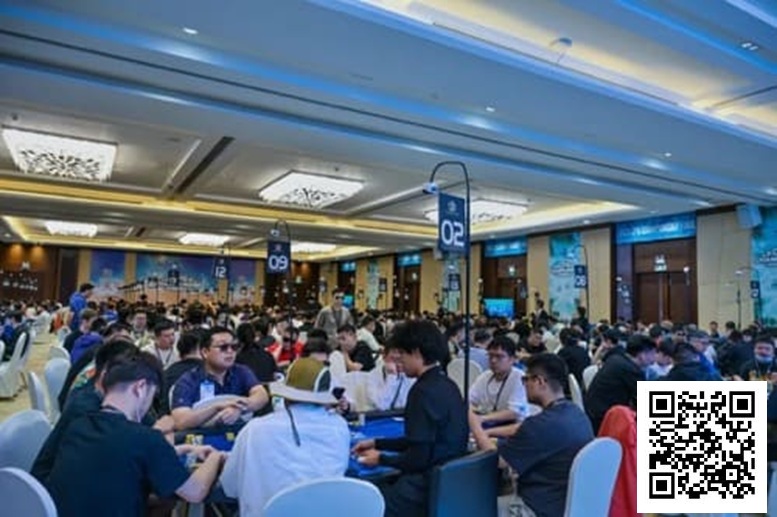 【DD扑克】2025CPG三亚总决赛｜速战速决！主赛事首次同步即将入围圈泡沫击碎！王泰麒装袋168万记分牌携手240人晋级第三轮！