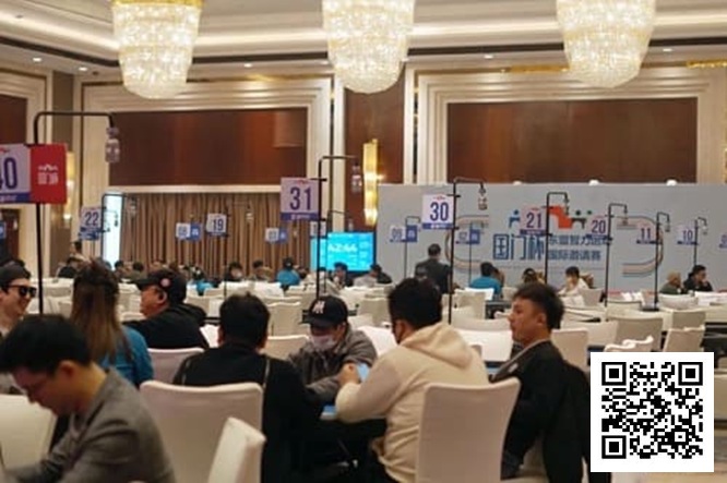 【DD扑克】国门杯|海港边城掀起新浪潮!主赛A组争斗战鼓敲响共吸引114人次选手参赛余14人晋级第二轮!女神挑战赛明日靓丽登场!