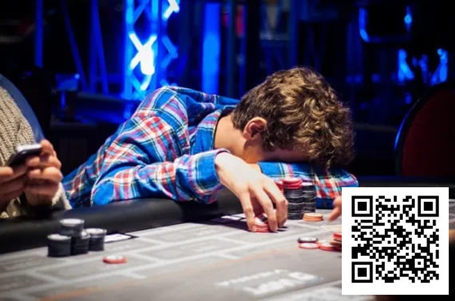 【DD扑克】一旦出现这8个迹象，继续打扑克就是在给对手送红包