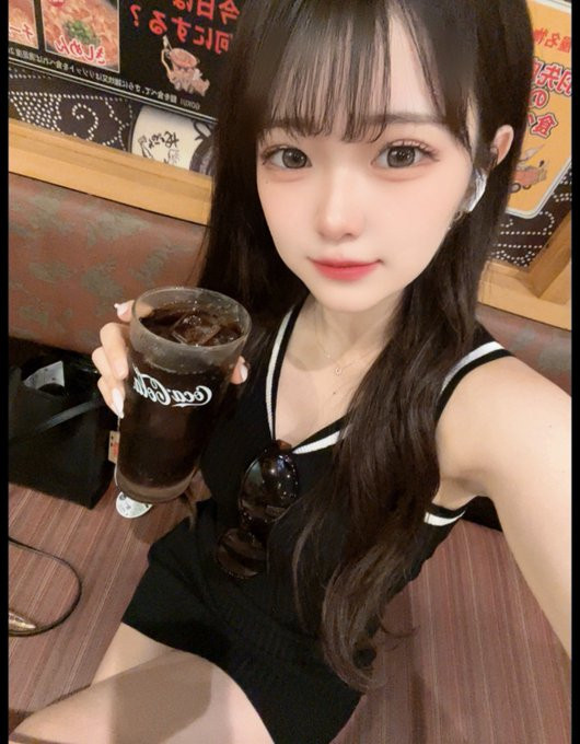 【DD扑克】香川杏(香川あんず)出道作品番号及封面，香川杏个人简介