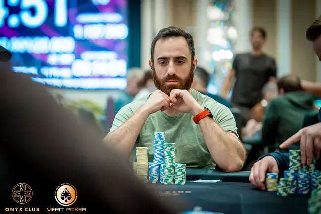 【DD扑克】Onyx豪客赛PLO主赛Day 1b战罢,“国王”周全记分牌位居第二