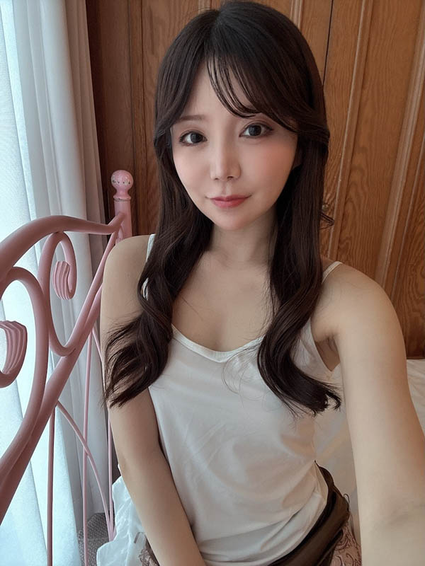 【DD扑克】番号(PRED-830) 因老师的无戒心翘臀而欲望暴走，和香夏树无数次发情变性欲怪物…