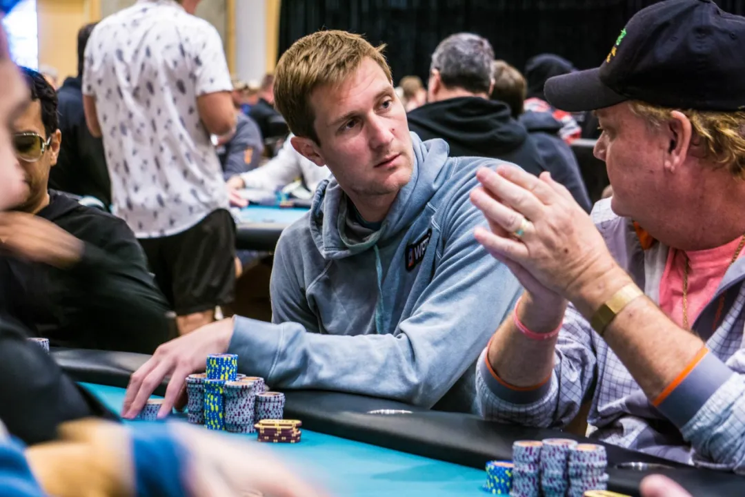 【DD扑克】当扑克被流量绑架：Brad Owen直言“我感觉自己像个骗子”