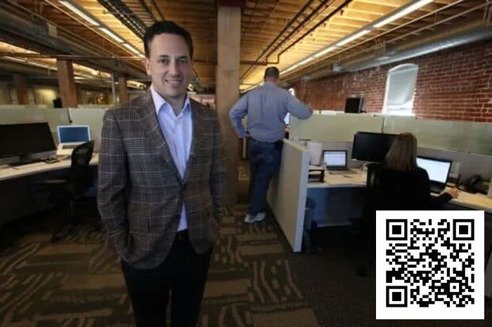 【DD扑克】这些坐拥几十亿身家的“外行”把扑克当成了调味剂