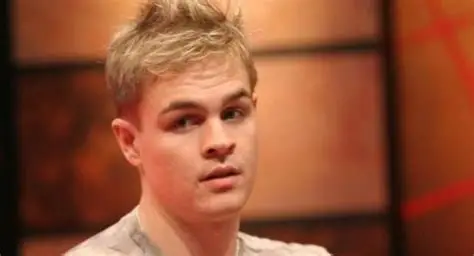 【DD扑克】河牌弃掉第二坚果同花：Andrew Robl这一手，到底是神级操作还是“标准操作”？