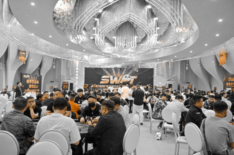【DD扑克】SWPT·广安站 | 从“抚仙湖杯”到SWPT,西南扑克标杆赛事华丽升级,首日战火点燃!马鹏龙斩获回馈赛冠军