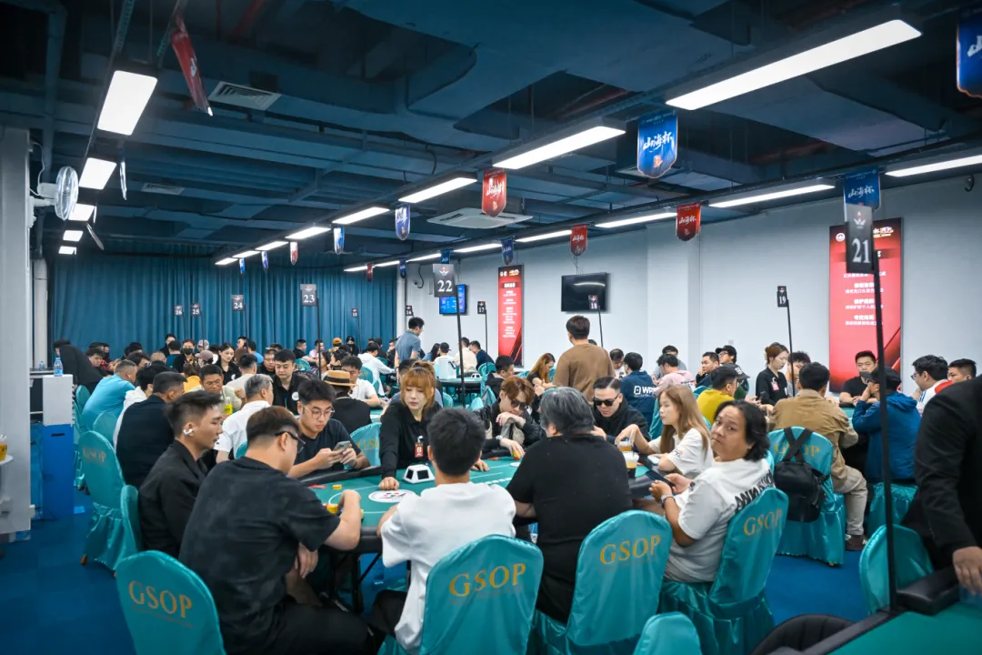 【DD扑克】深圳山海杯 | 三日激战，主赛首轮战罢！本次主赛共计521人次参赛，140位顶尖牌手各凭实力顺利突围