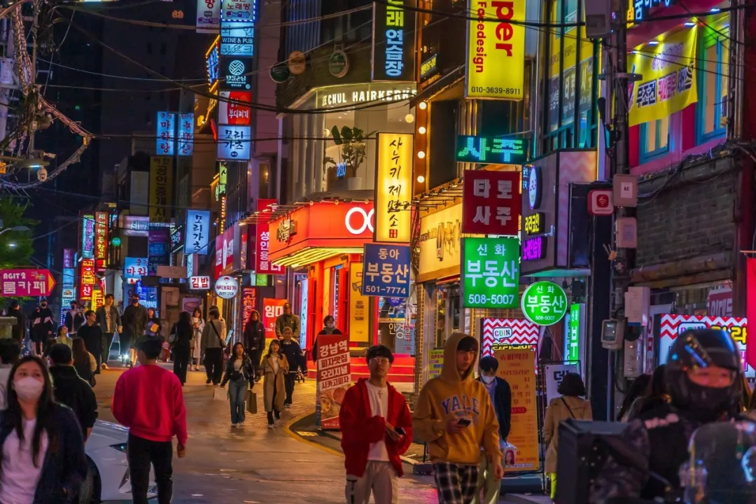 【DD扑克】首尔午夜的悖论：全民禁令之下，为何遍地扑克高手？