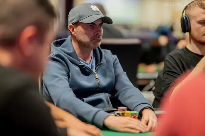 【DD扑克】AA大战两家KK打出数百BB巨池,一人神弃牌保住筹码 |2026 WSOP主赛