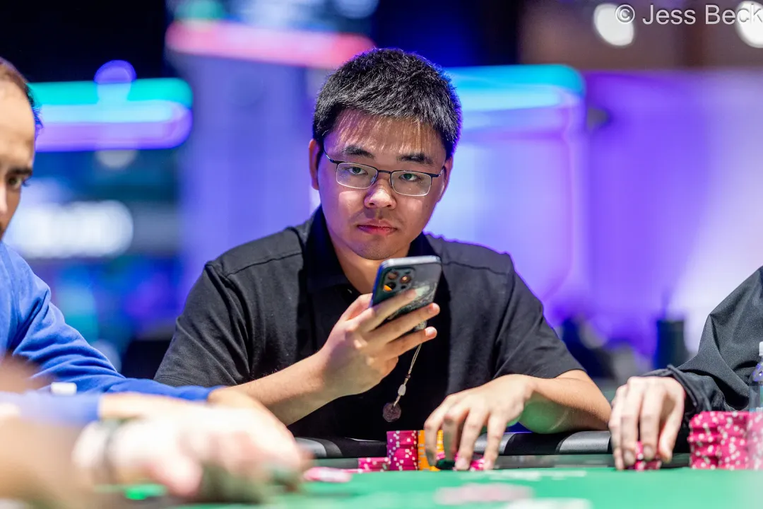 【DD扑克】2026WSOP | 主赛剩62人,唐俊杰记分牌第七,携手Tianle Wang、章聪雅挺进Day7