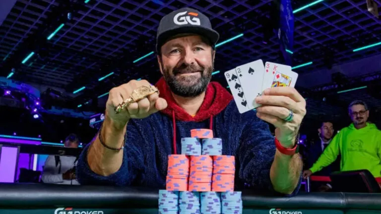 【DD扑克】丹牛赢得2026 WSOP第8条金手链:51岁,他还在赢