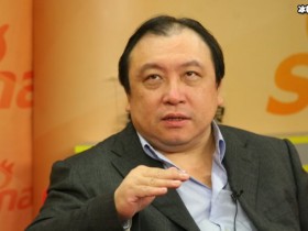 【DD扑克】王晶《倚天屠龙记》选角失败,被疑将要毁经典引发网友争议