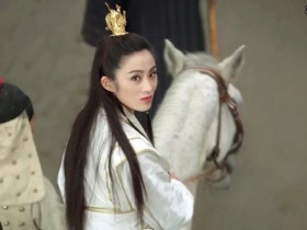 【DD扑克】她与关之琳颜值相当,被称为“香港四大宠儿”,当红时淡出演艺圈