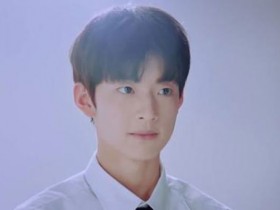 【DD扑克】魏尊是几几年的, 撞脸南柱赫真人与照片对比颜值被质疑